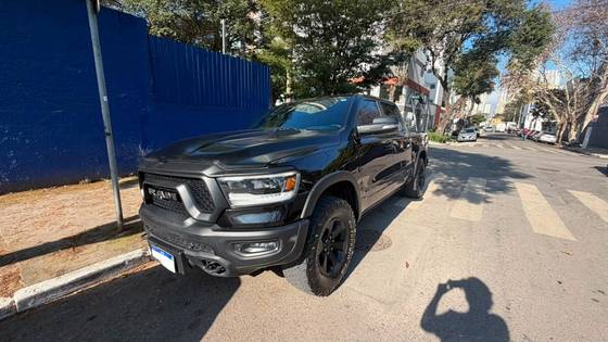 RAM 1500 5.7 V8 GASOLINA REBEL CD 4X4 AUTOMÁTICO RAM 1500 5.7 V8 GASOLINA REBEL CD 4X4 AUTOMÁTICO
